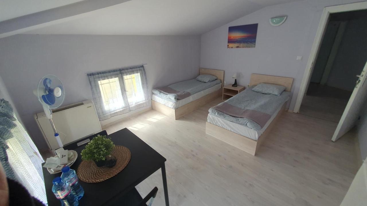 Стаи За Гости Sun House Apartment Varna Luaran gambar