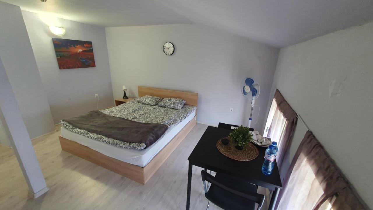 Стаи За Гости Sun House Apartment Varna Luaran gambar